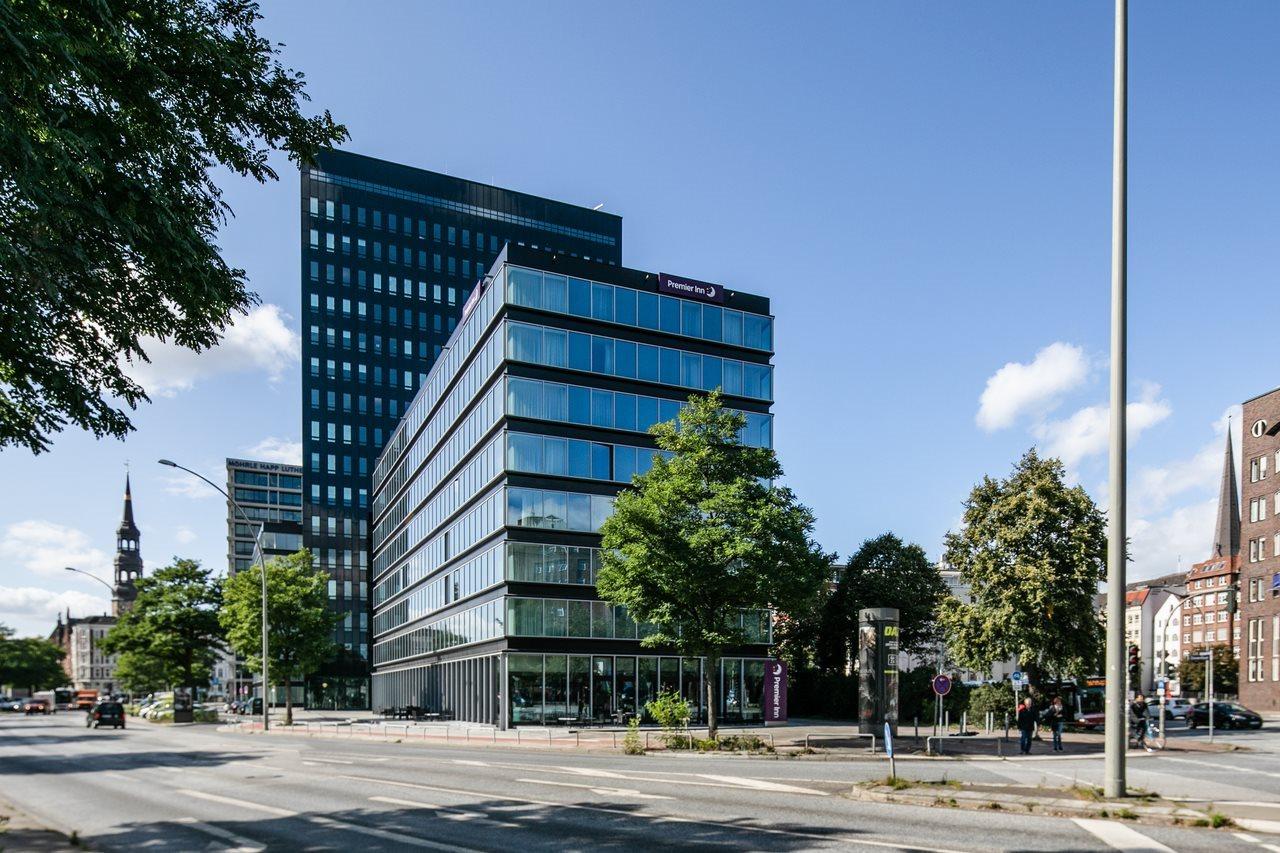 Premier Inn Hamburg City Екстериор снимка