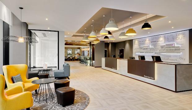 Premier Inn Hamburg City Екстериор снимка