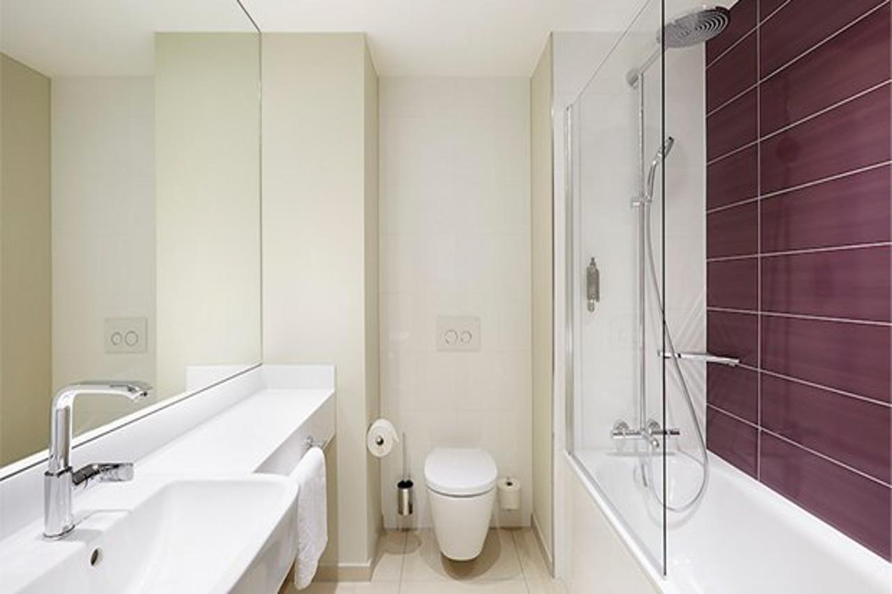 Premier Inn Hamburg City Екстериор снимка